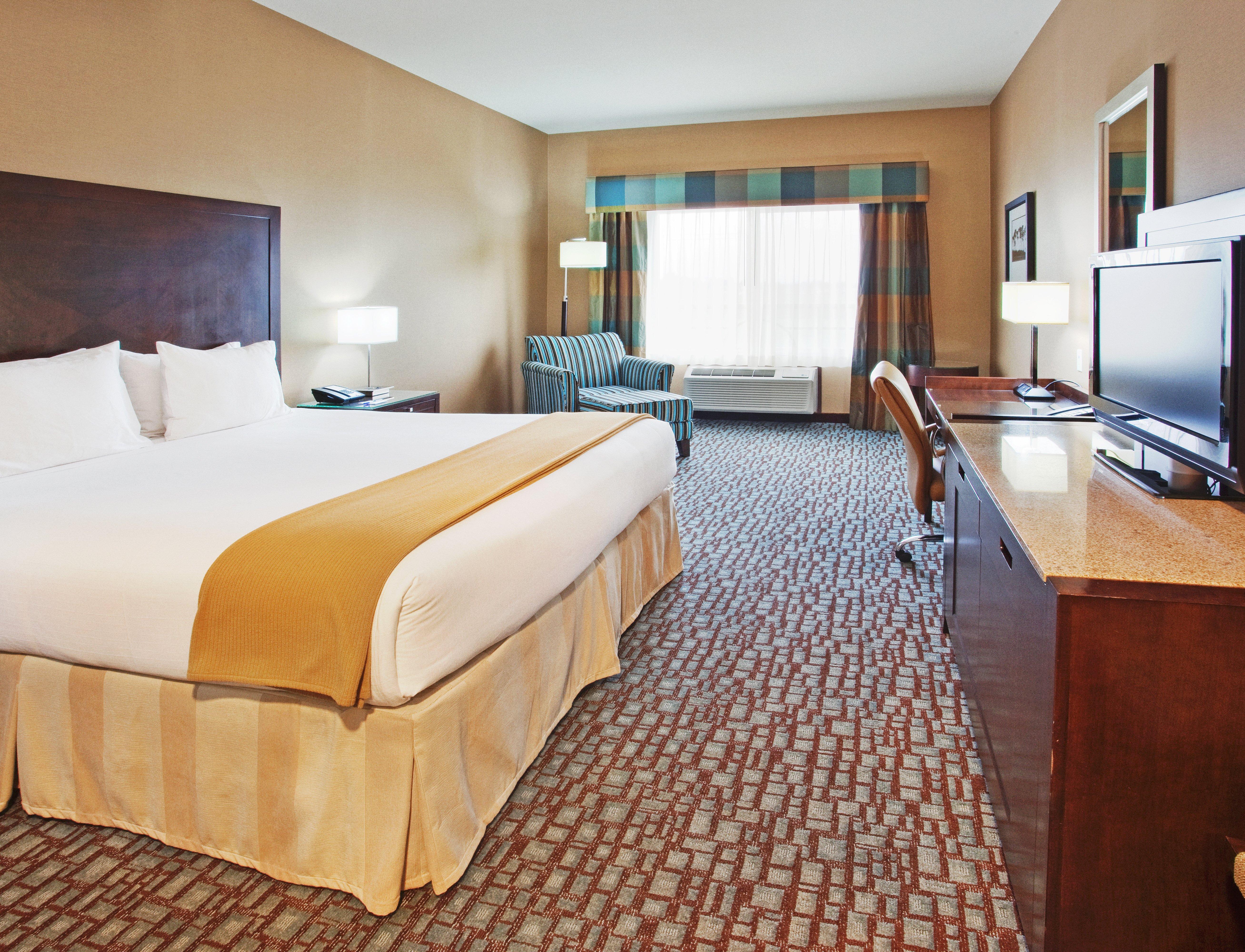 Holiday Inn Express & Suites Salinas By Ihg Exterior photo